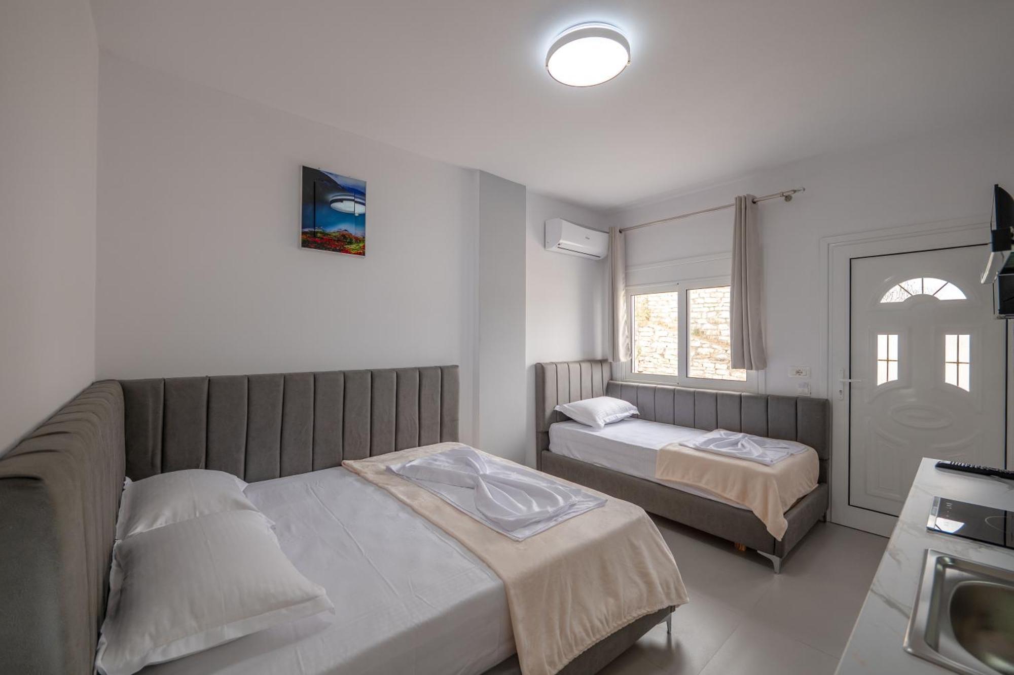 Villa Kale Sarandë Exterior foto